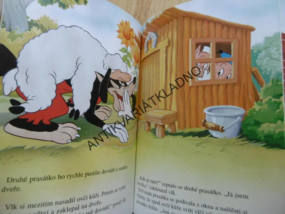 TŘI MALÁ PRASÁTKA, WALT DISNEY, **an