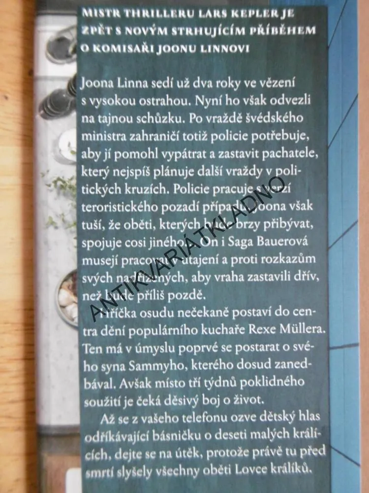 LOVEC KRÁLÍKŮ, LARS KEPLER, **an