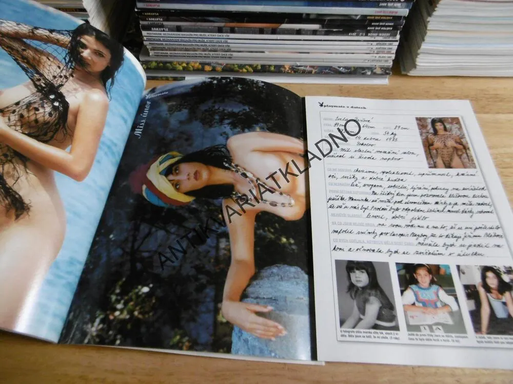 PLAYBOY, 2/2004, DARYL HANNAH, DOLLY BUSTER