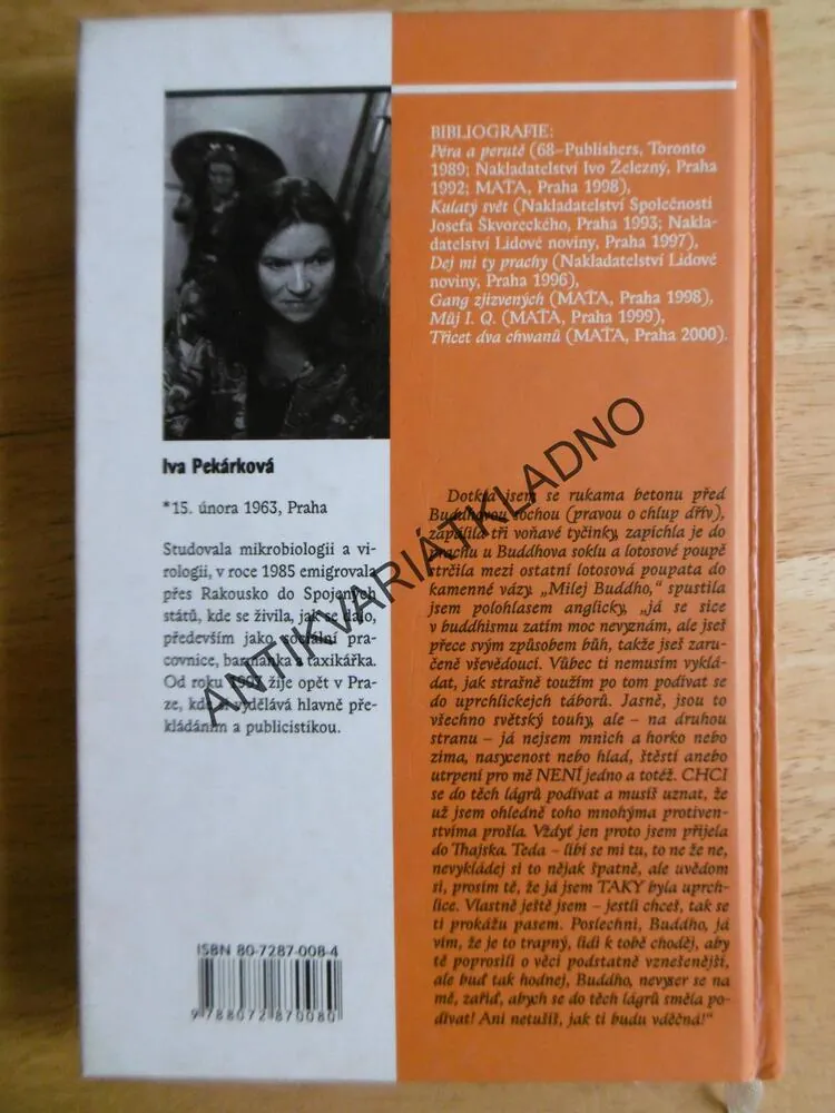 TŘICET DVA CHWANŮ, IVA PEKÁRKOVÁ, **an