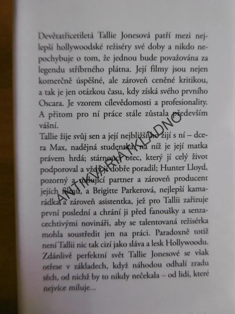 ZRADA, DANIELLE STEEL, **an