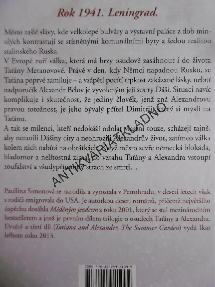 MĚDĚNÝ JEZDEC, PAULLINA SIMONSOVÁ, **an