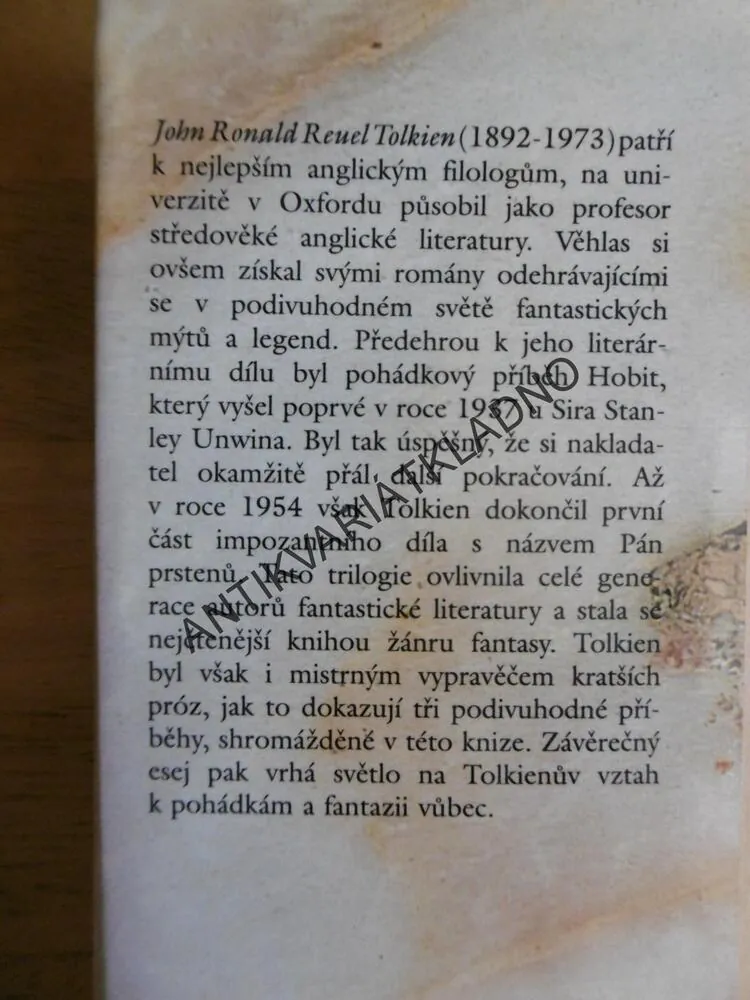 POHÁDKY, J.R.R. TOLKIEN