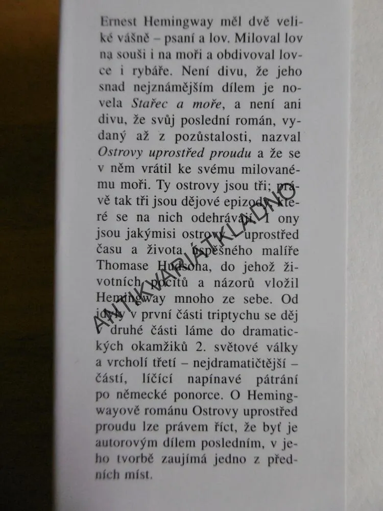 OSTROV UPROSTŘED PROUDU, ERNEST HEMINGWAY
