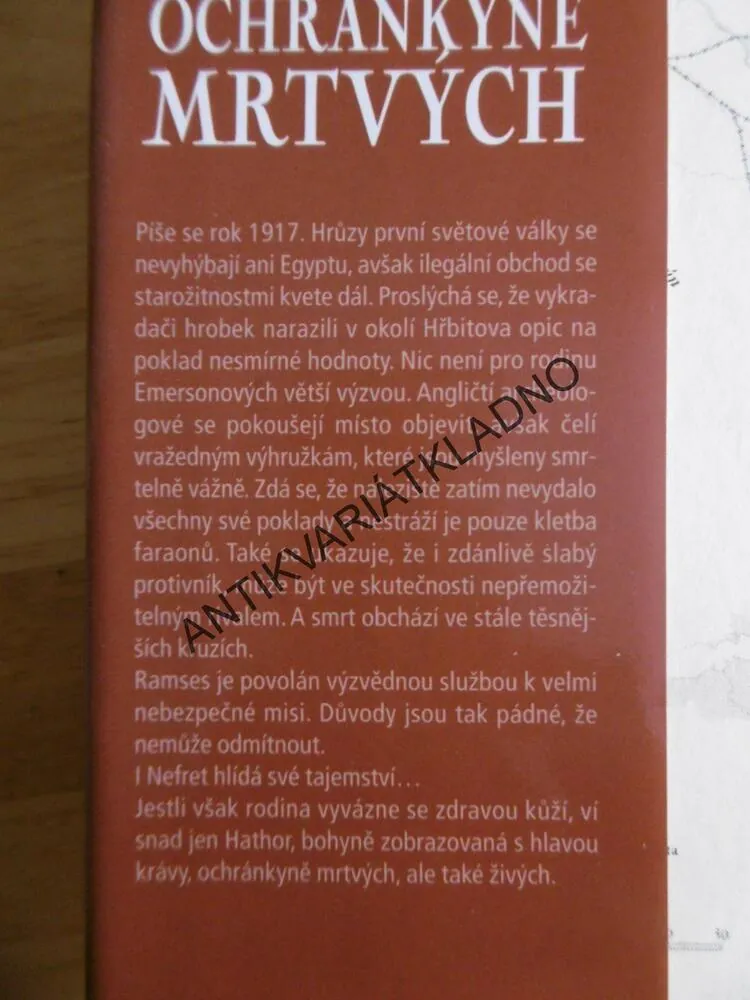 OCHRÁNKYNĚ MRTVÝCH, ELIZABETH PETERSOVÁ,