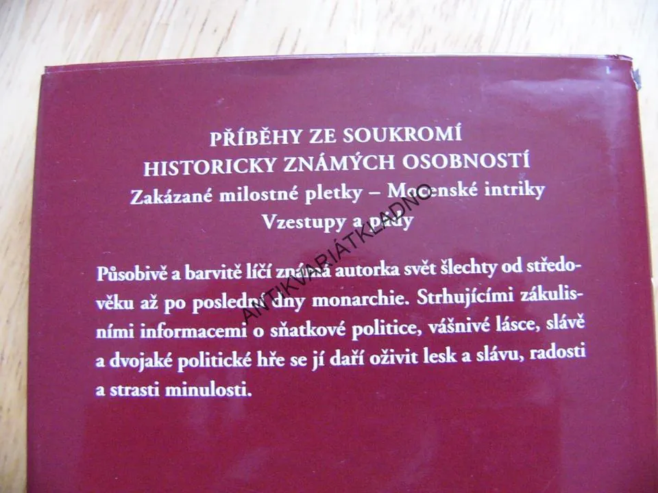 ZLATÉ JABLKO, GRÖSSINGOVÁ, **an