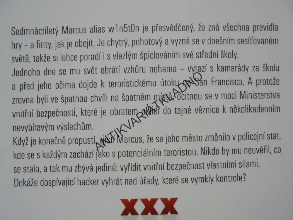MALÝ BRATR, CORY DOCTOROW, **an