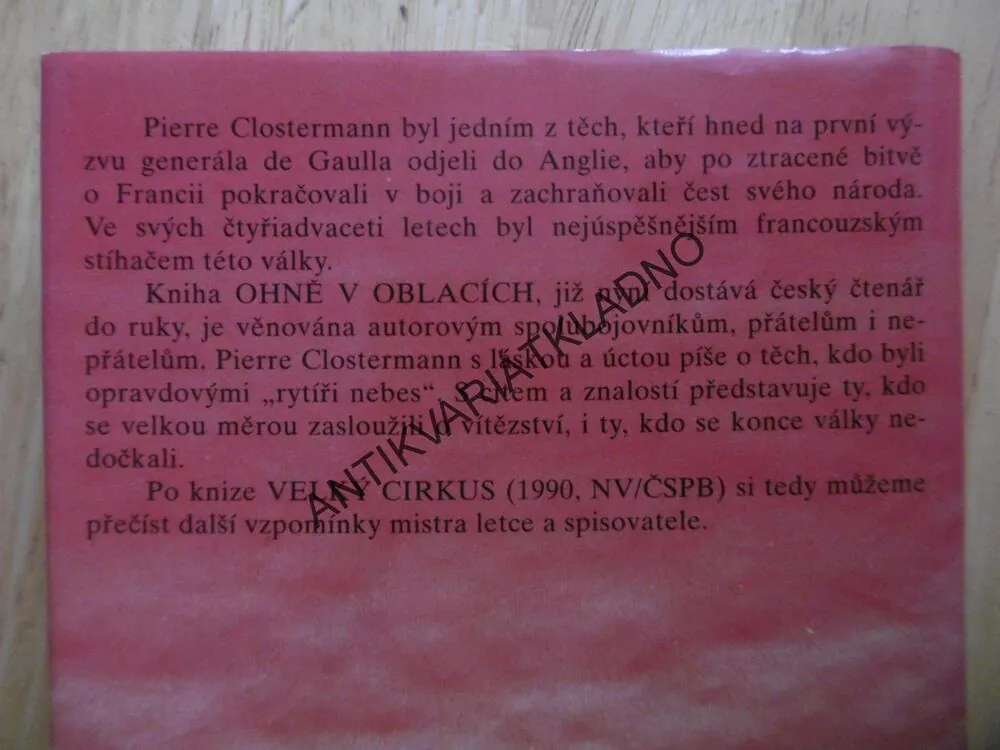 OHNĚ V OBLACÍCH, PIERRE CLOSTERMANN, **an