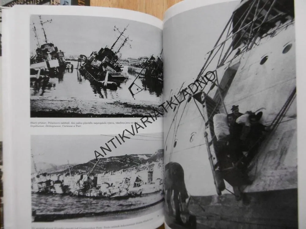 TOULON 1942, FLOTILA SE POTÁPÍ, JEAN-JAQUES ANTIER, **an