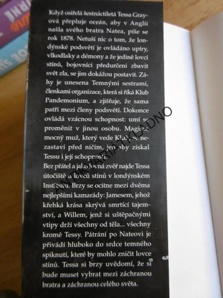 PEKELNÉ STROJE, MECHANICKÝ ANDĚL, CASSANDRA CLAREOVÁ