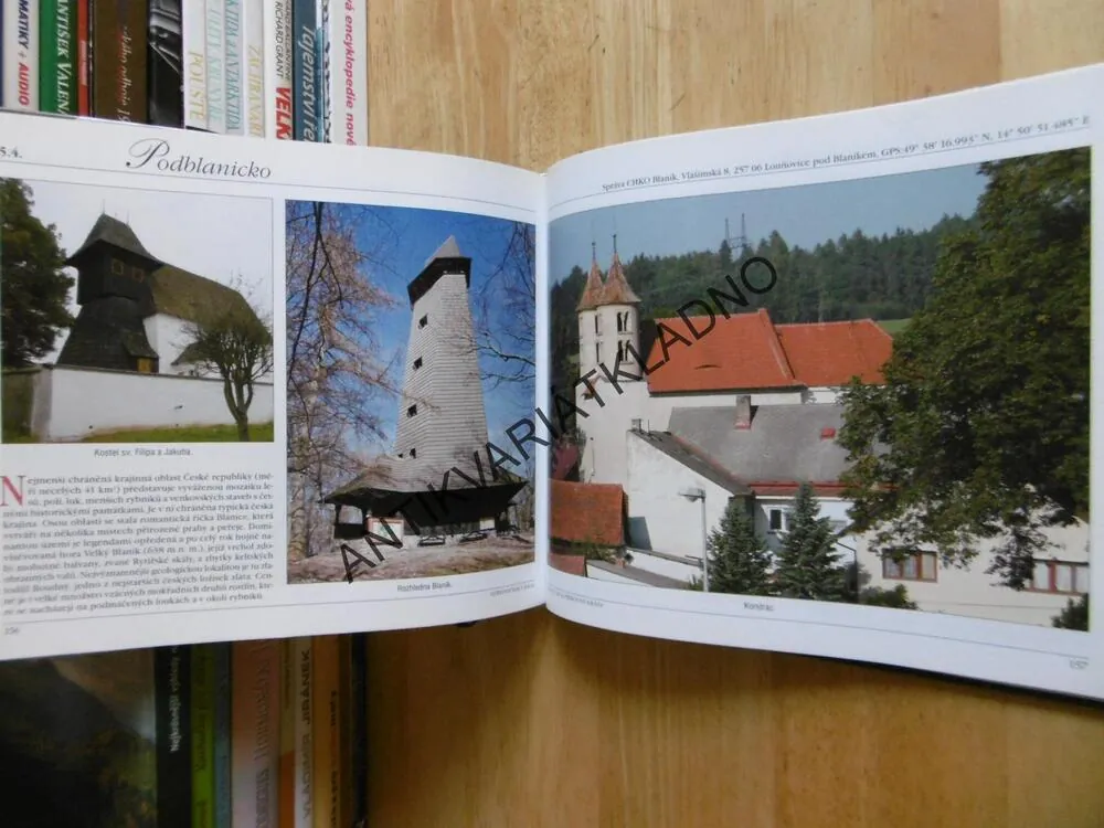 STŘEDOČESKÝ KRAJ, OKR. PRAHA, KLADNO, BEROUN, KUTNÁ HORA, PŘÍBRAM, RAKOVNÍK AJ. 2011, **an