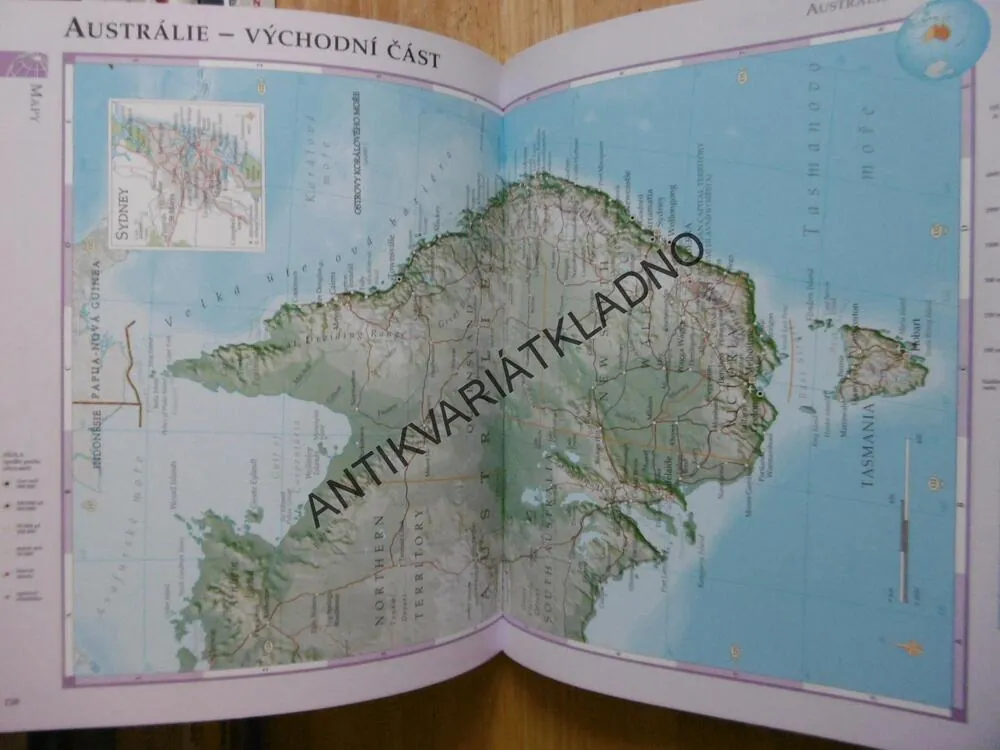 PŘEHLEDNÝ ATLAS SVĚTA, **an