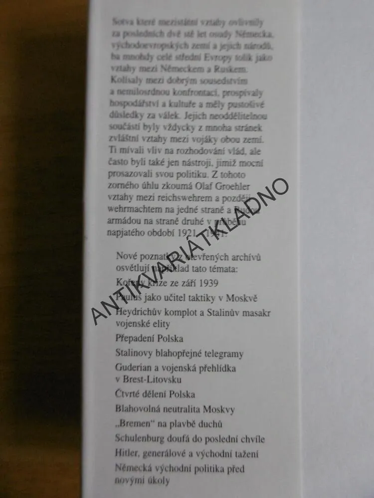 SEBEVRAŽEDNÉ SPOJENECTVÍ, OLAF GROEHLER, NĚMNECKO-SOVĚTSKÁ VOJENSKÁ SPOLUPRÁCE 1920-41, **an