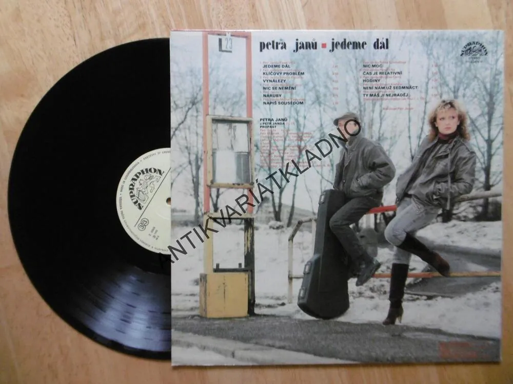 PETRA JANŮ, JEDEME DÁL