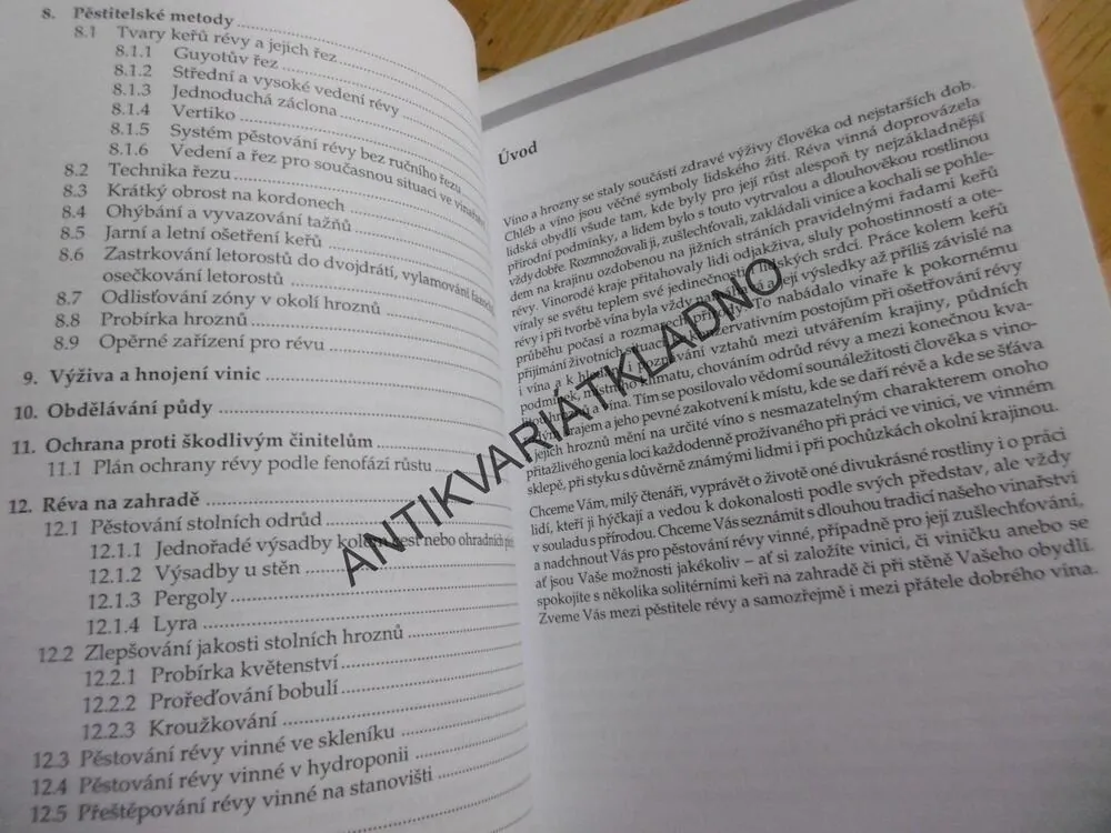 PĚSTUJEME RÉVU VINNOU,ČESKÁ ZAHRADA, KRAUS, **an