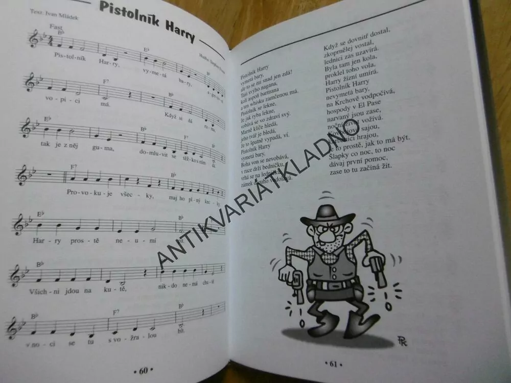 IVAN MLÁDEK V COUNTRY CLUBU, PAVEL KANTOREK, ZPĚVNÍK, NOTY, TEXTY,AKORDY