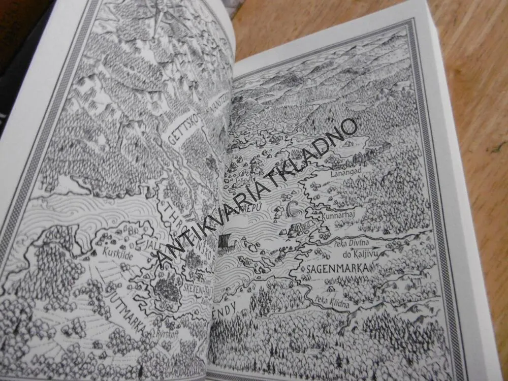 PŮL KRÁLE, JOE ABERCROMBIE, 