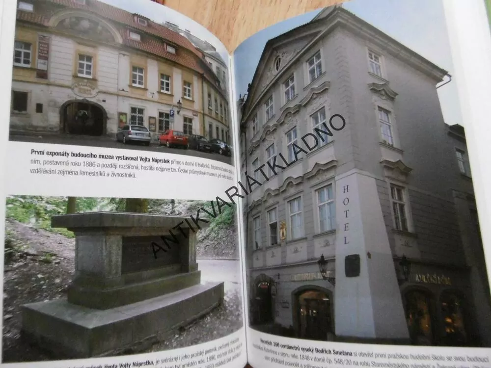 CO V PRŮVODCÍCH O PRAZE NEBÝVÁ, PRAHA, JAROLÍMKOVÁ, **an