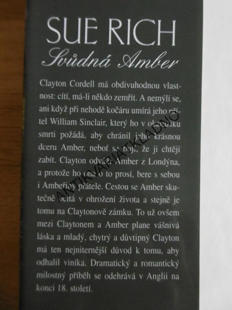 SVŮDNÁ AMBER, SUE RICH, **an