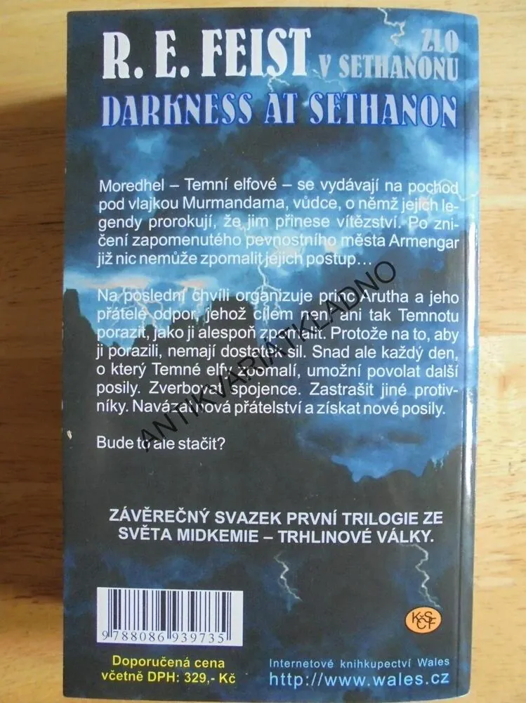 ZLO V SETHANONU, SÁGA TRHLINOVÉ VÁLKY, R.E. FEIST