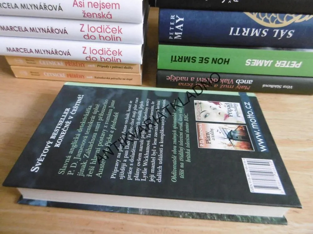 SMRT PŘICHÁZÍ DO PEMBERLEY, P. D. JAMESOVÁ, **an