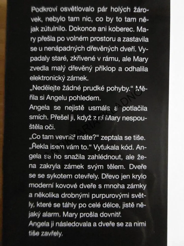 RELIKVIE, TIM LEBBON, **an