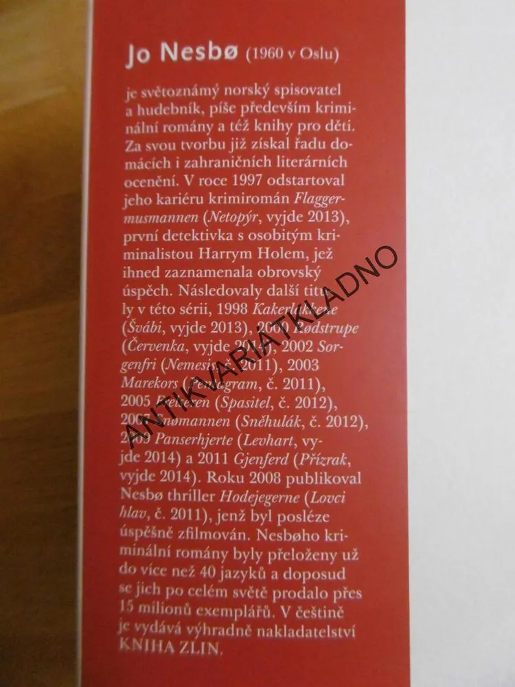 SNĚHULÁK, JO NESBO,**an