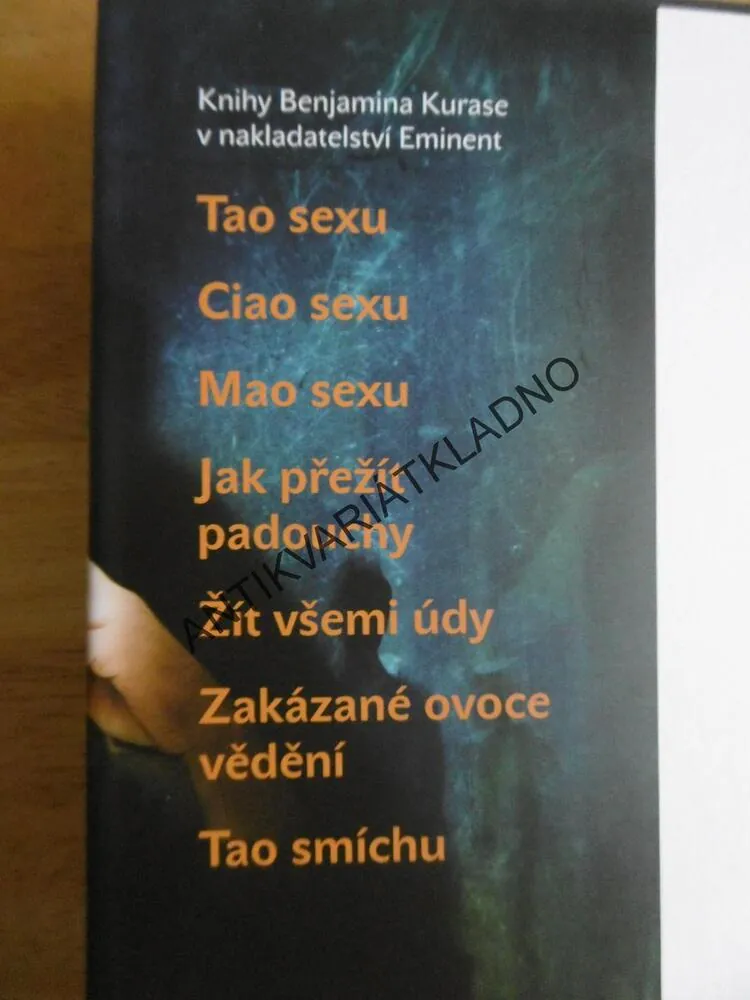 SOUMRAK BÍLÉHO MUŽE, BENJAMIN KURAS