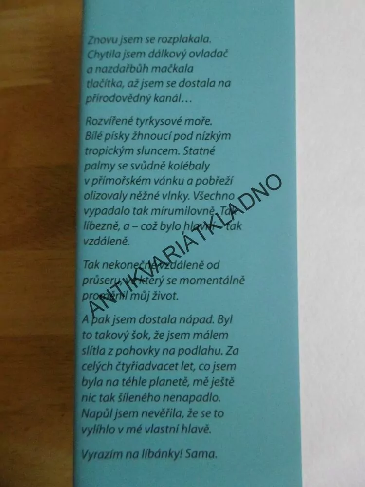 HOŘÍCÍ MĚSÍC, JO WATSONOVÁ, **an