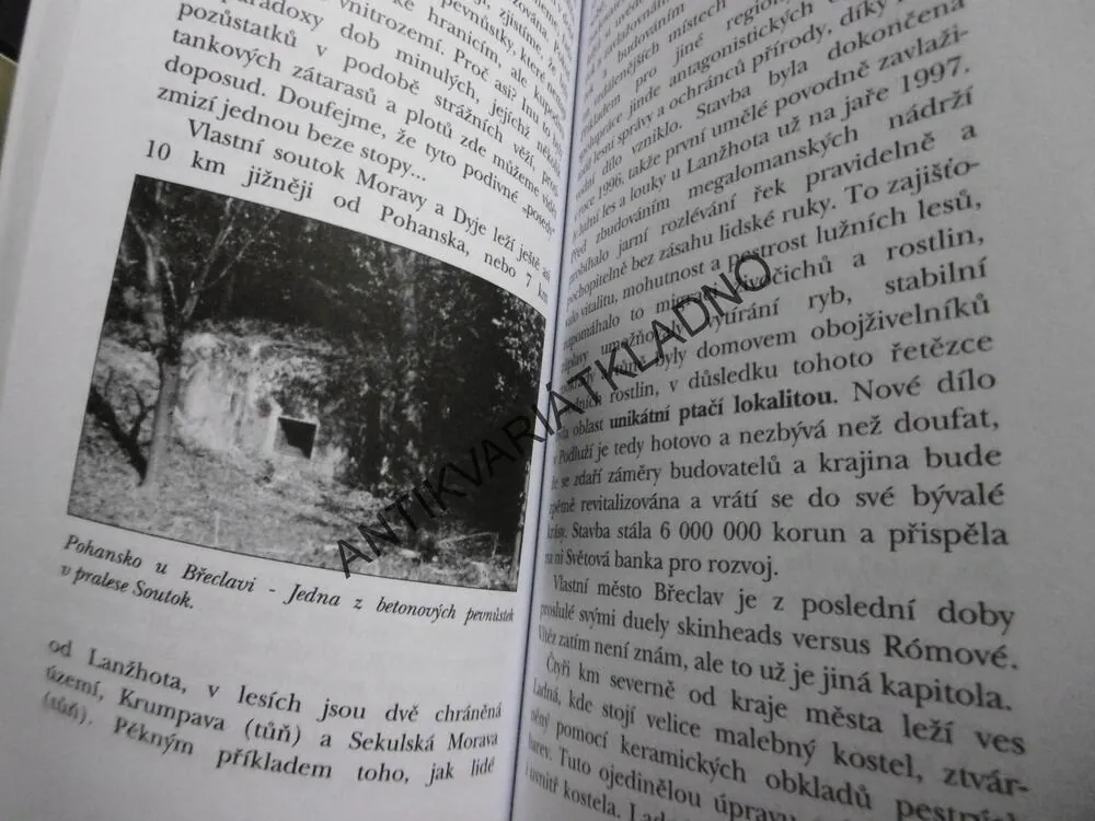 TOULKY MORAVOU, LADISLAV KOVÁŘ, 