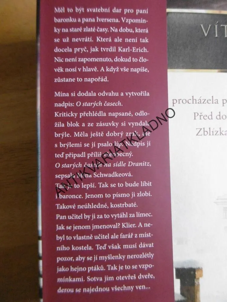 VENKOVSKÉ SÍDLO, ANNE JACOBSOVÁ, BOUŘLIVÉ ČASY, PANSKÝ DŮM