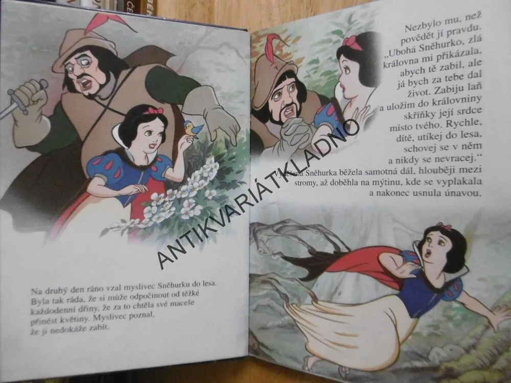 SNĚHURKA A SEDM TRPASLÍKŮ, WALT DISNEY, **an