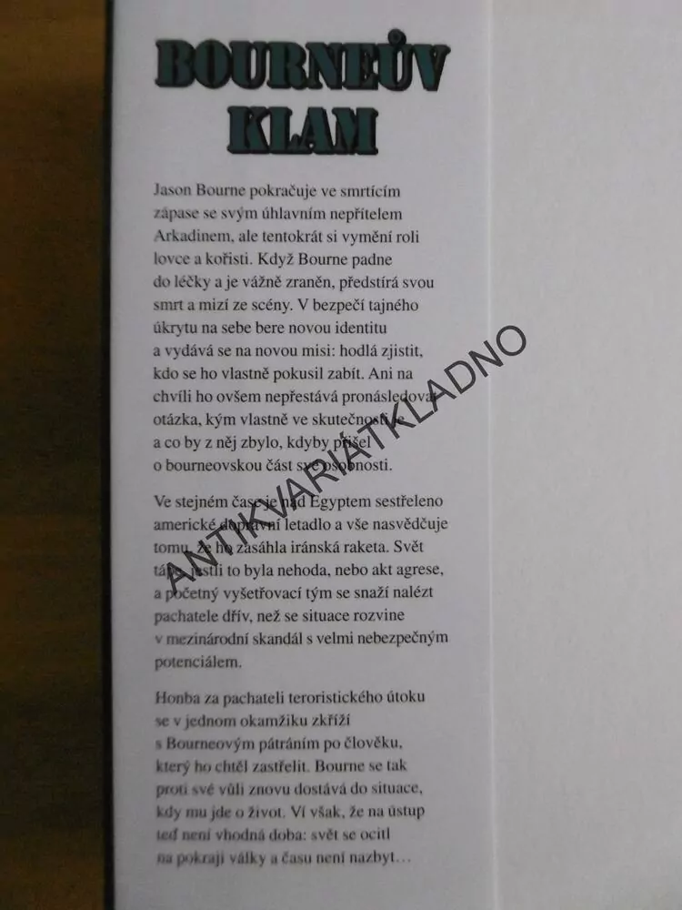 BOURNEŮV KLAM, ROBERT LUDLUM, ERIC VAN LUSTBADER, **an