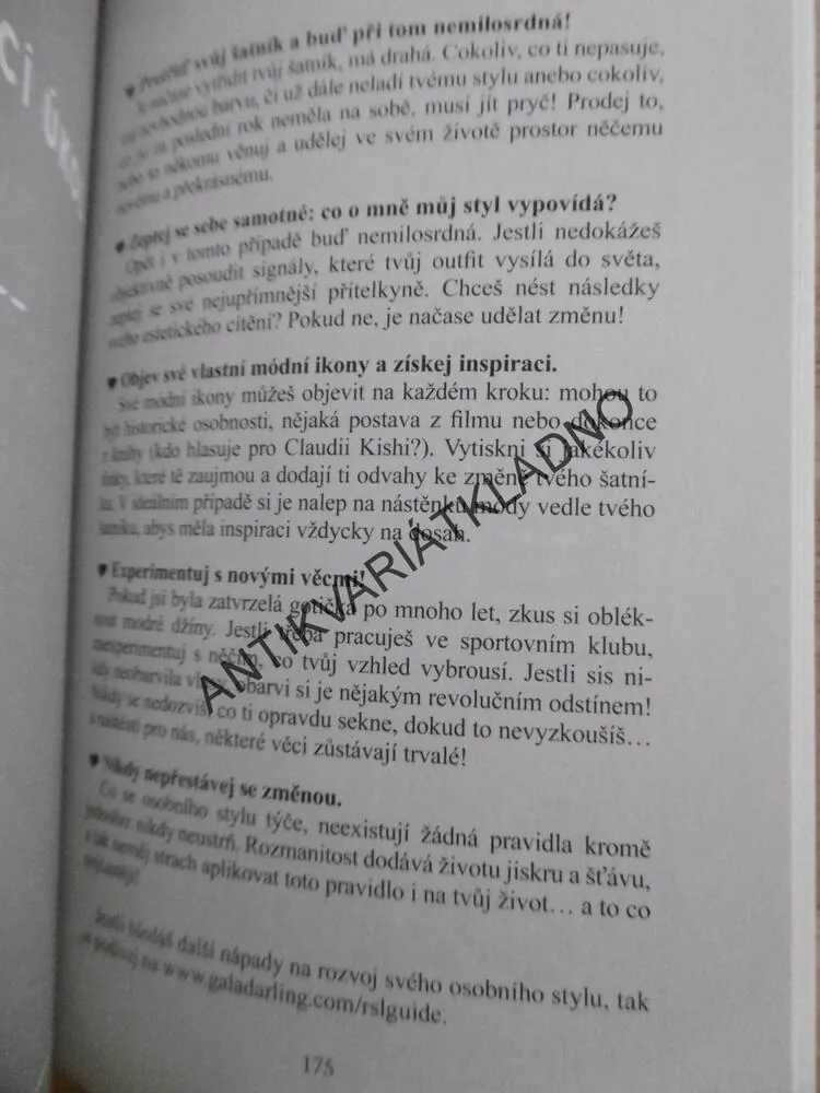 RADIKÁLNÍ SEBELÁSKA, GALA DARLING, JAK MILOVAT SEBE SAMA A ŽÍT SVÉ SNY, **an