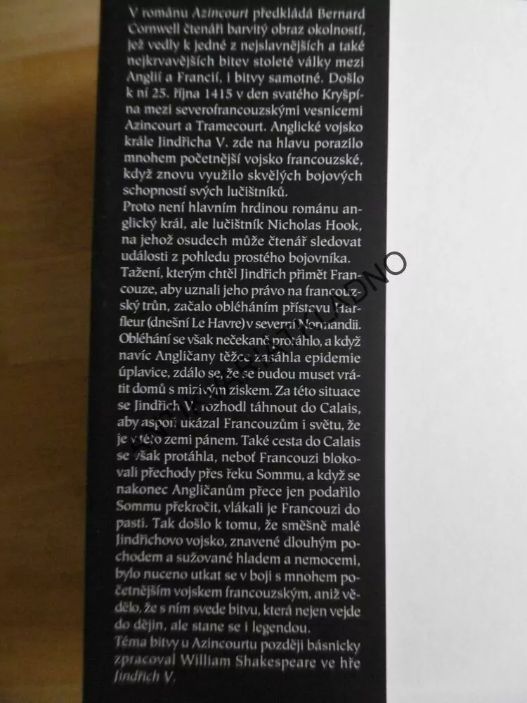 AZINCOURT, BERNARD CORNWELL, **an