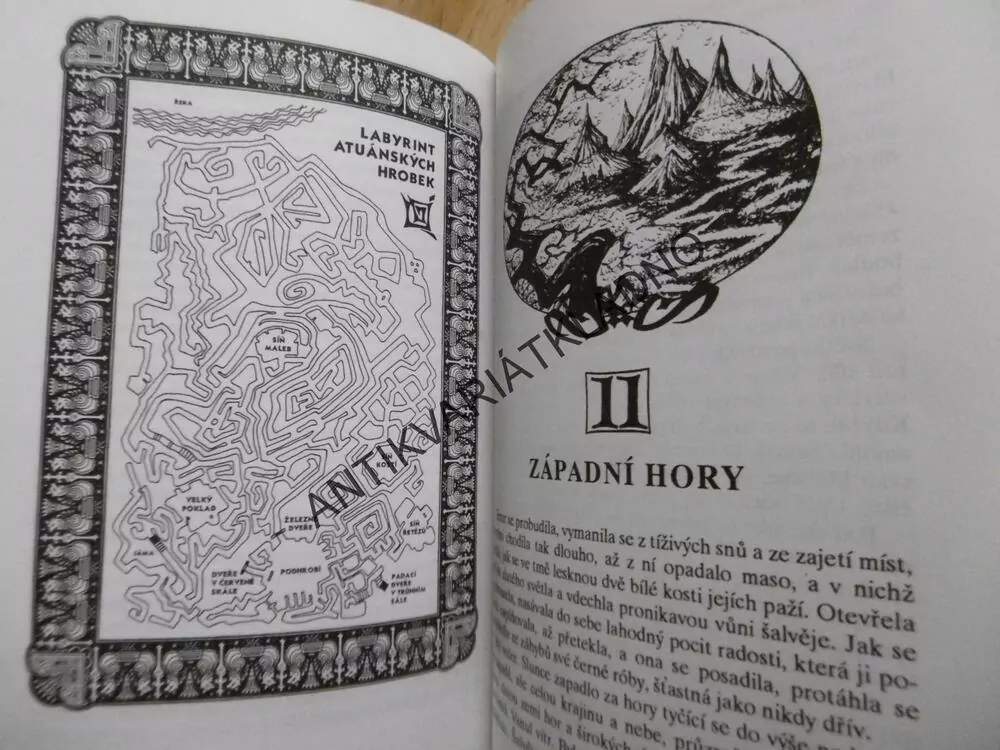 HROBKY ATUÁNU, URSULA K.LE GUINOVÁ, **an