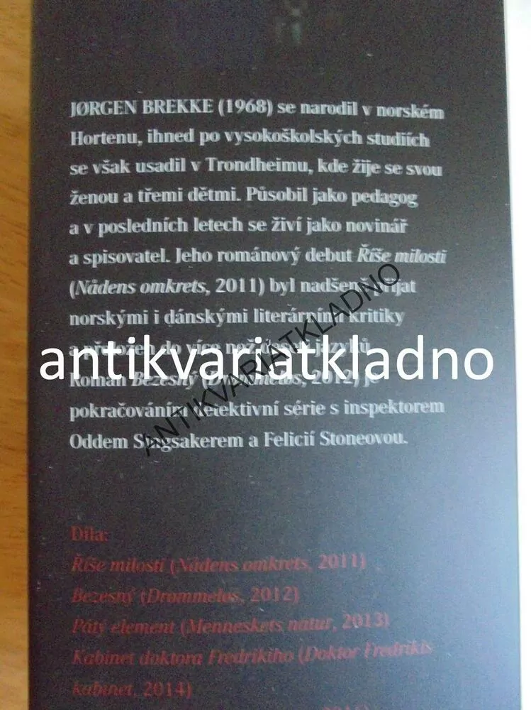 BEZESNÝ, JORGEN BREKKE, **an