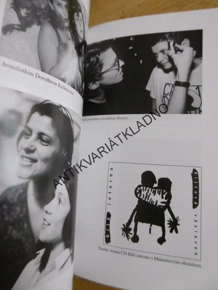 IVA BITTOVÁ, LENKA JAKLOVÁ, ZPĚVAČKA, HOUSLISTA, **an