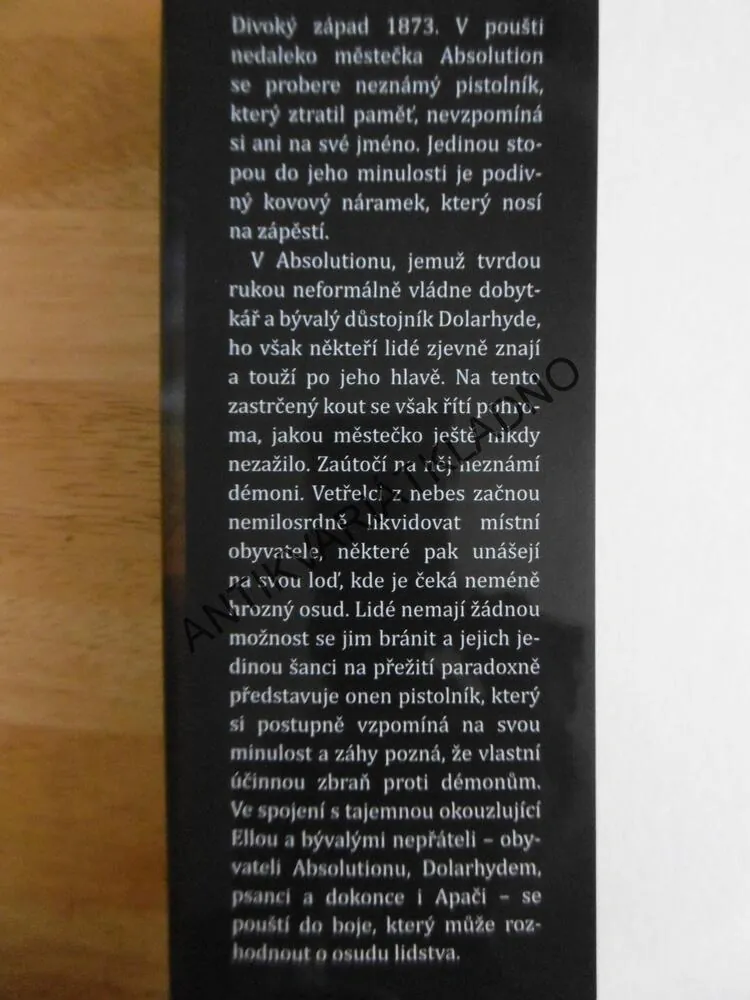 KOVBOJOVÉ A VETŘELCI, ROMÁNOVÁ ADAPTACE FILMU OD JOAN VINGEOVÁ, FOTO FILM DANIEL CRAIG, **an