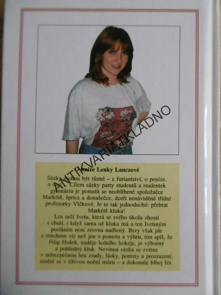 BLBEJ FÓR, LENKA LANCZOVÁ, **an