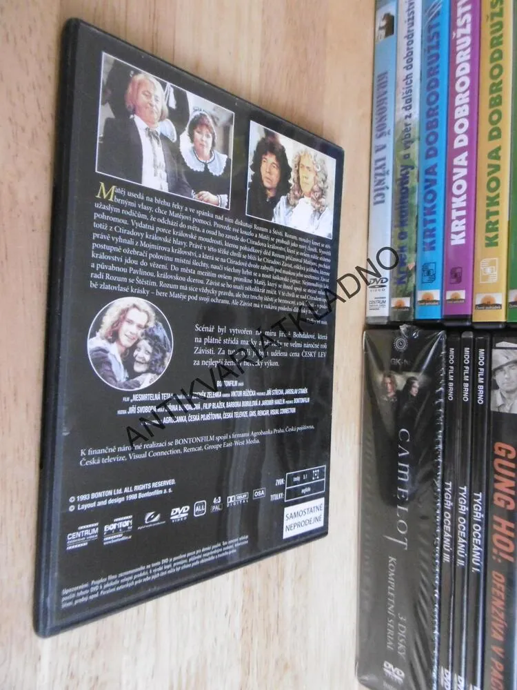 NESMRTELNÁ TETA, DVD FILM 