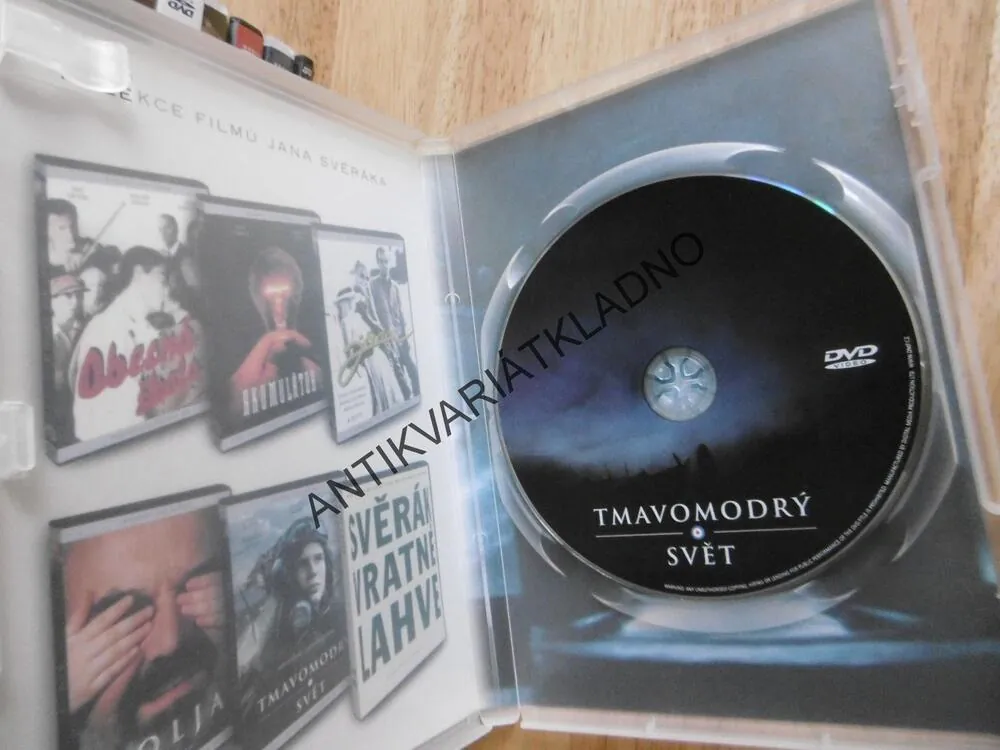 TMAVOMODRÝ SVĚT, DVD FILM 