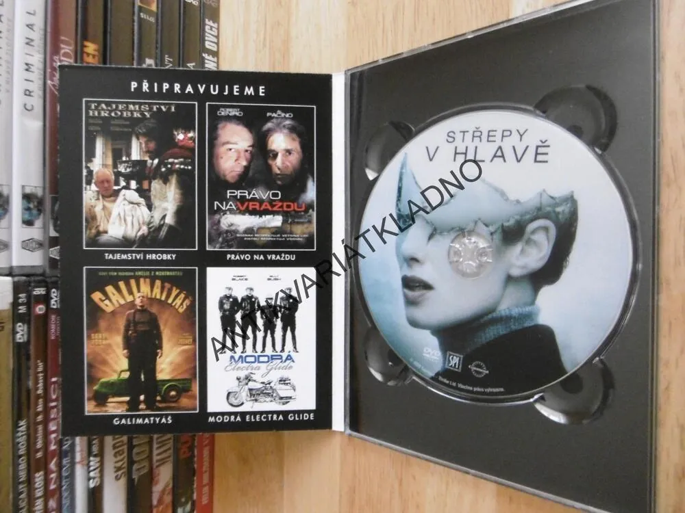 STŘEPY V HLAVĚ, DVD FILM 