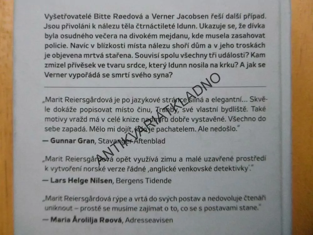 BOŽÍ PRST, MARIT REIERSGARDOVÁ, **an