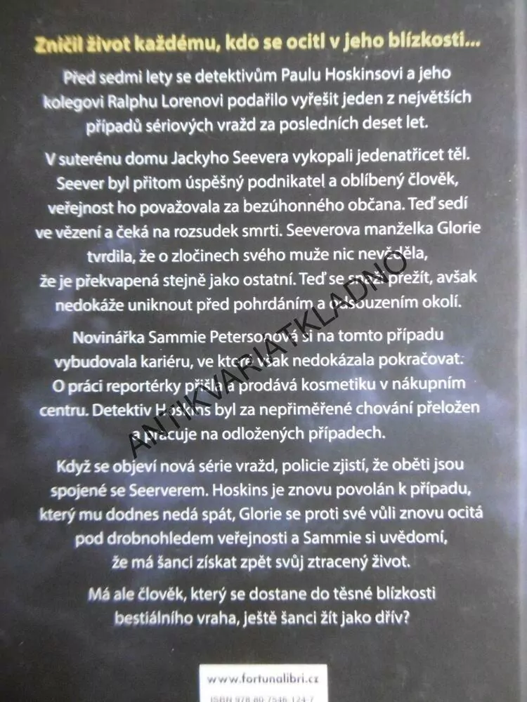 CO NEVÍŠ, JOANN CHANEYOVÁ, **an
