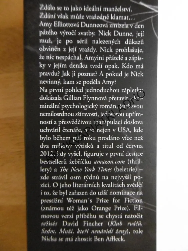 ZMIZELÁ, GILLIAN FLYNNOVÁ, FLYNN, BESTSELLER, **an