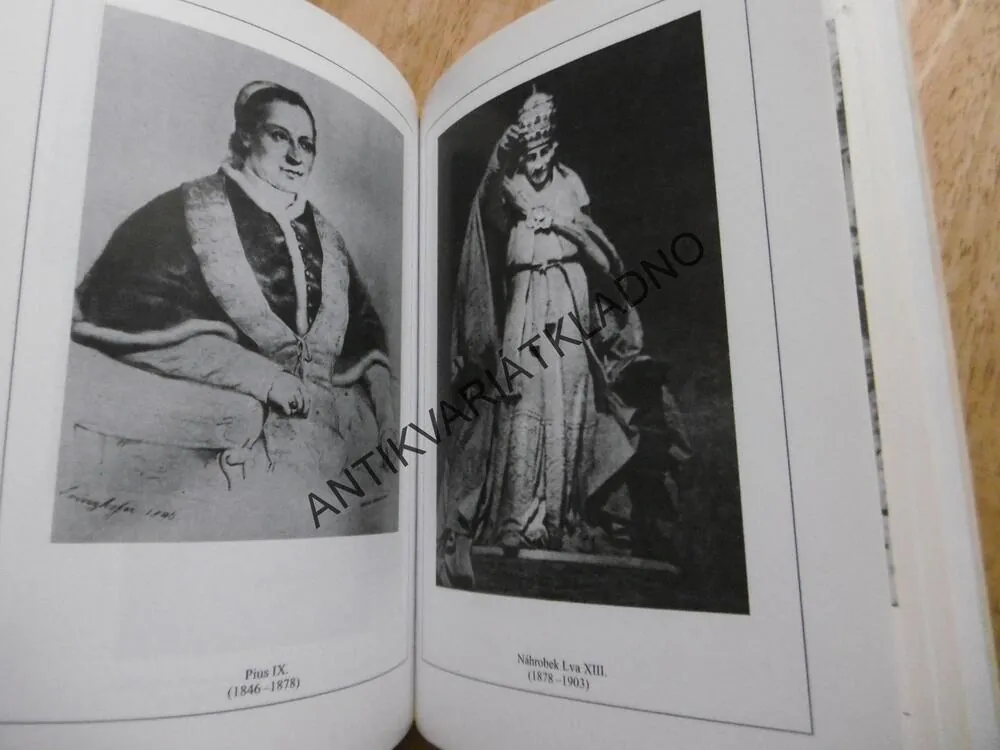 PAPEŽOVÉ, JOSEF GELMI, OD SVATÉHO PETRA PO JANA PAVLA II., **an