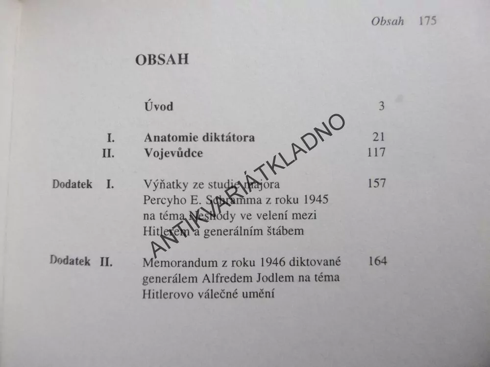 HITLER ČLOVĚK A VOJEVŮDCE, PERCY ERNST SCHRAMM, **an