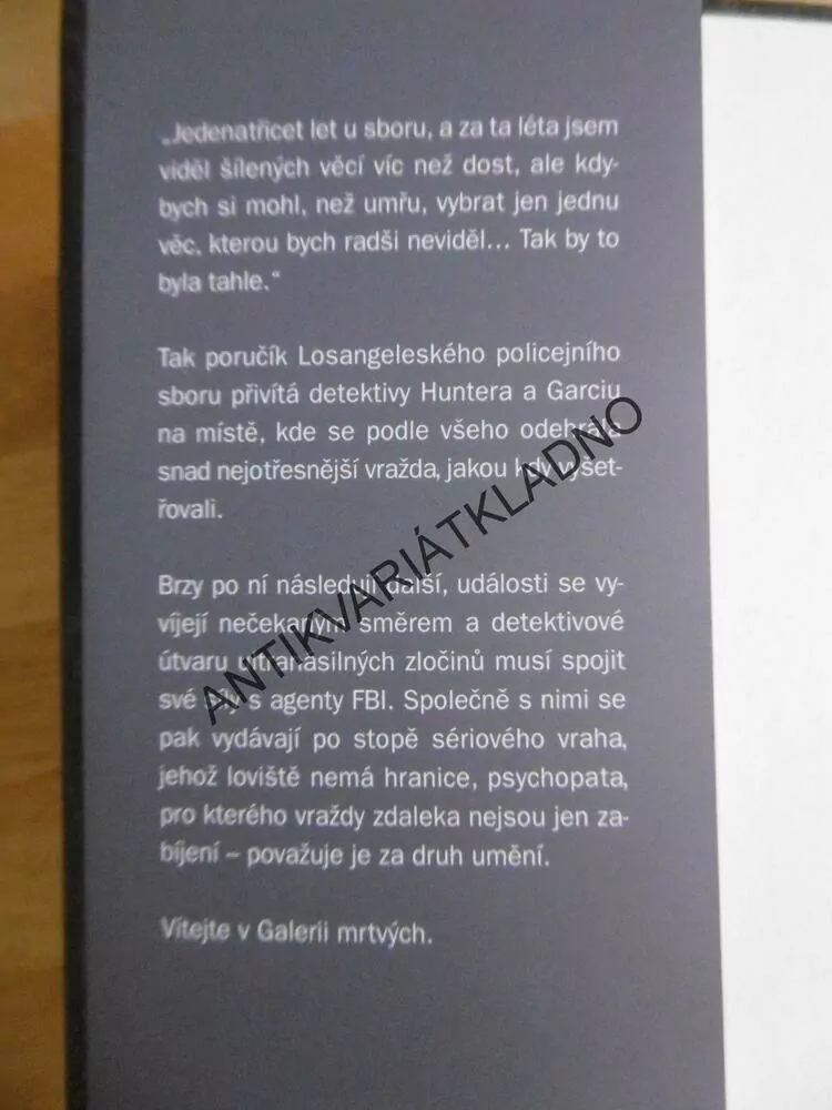 GALERIE MRTVÝCH, CHRIS CARTER, 