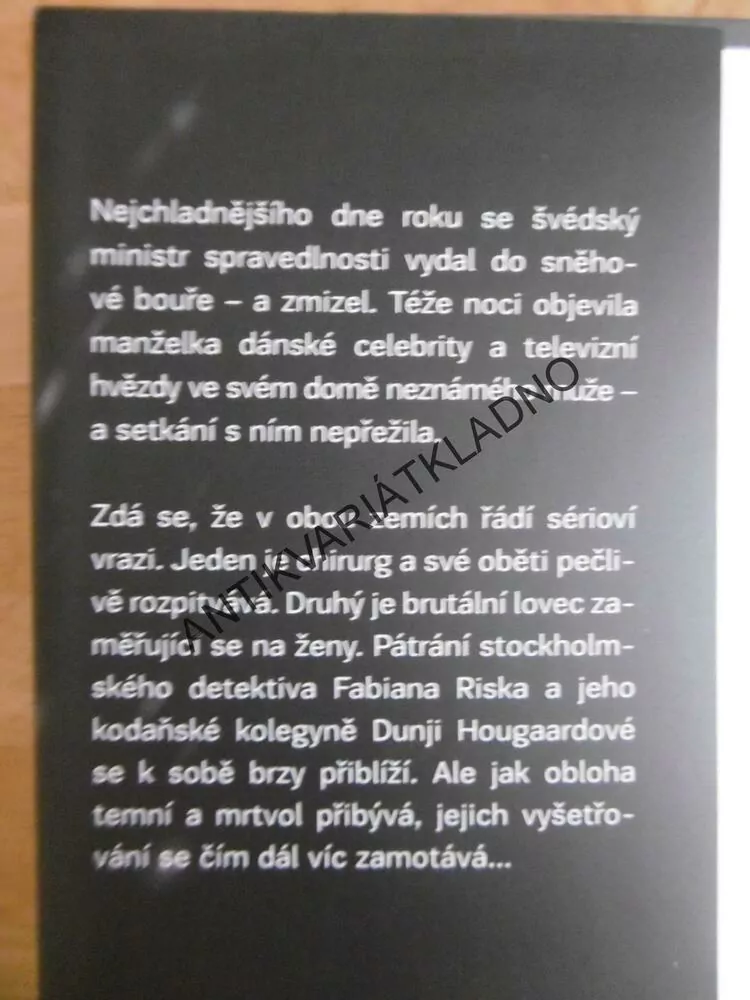 DEVÁTÝ HROB, STEFAN AHNHEM,